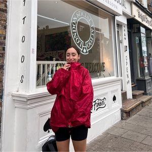 Meet your Posher, Reyna